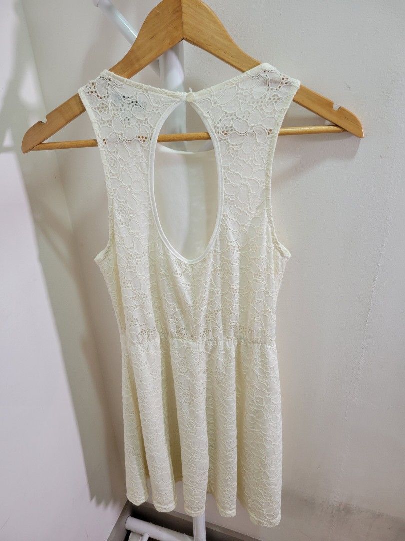 Cotton On Off-White Dress (Category: Dresses) located in Las Pinas. Submitted by cabinetchasu (Listing ID 1375627886, Image 2). Description: Please read before messaging 🔻⬇️🔽👇 Details: - Original Cotton On, handme down clothing but in good condition - Knee length dress, can fit size S to M body frame - Garterized rin siya so kaya talaga sa Medium - RFS decluttering at di na nasusuot - Can offer last price to sure buyers, just kindly ask MOP Gc