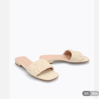 (Category: ) located in . Submitted by daintyassembles (Listing ID 1375555427, Image 1). Description: .