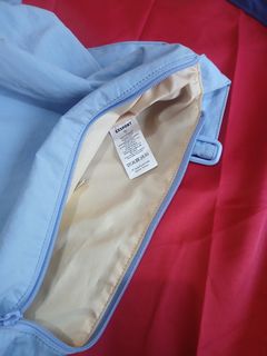 (Kategori: ) berada di . Dikirim oleh liacloset25 (ID iklan 1375483063, Gambar 1). Deskripsi: .