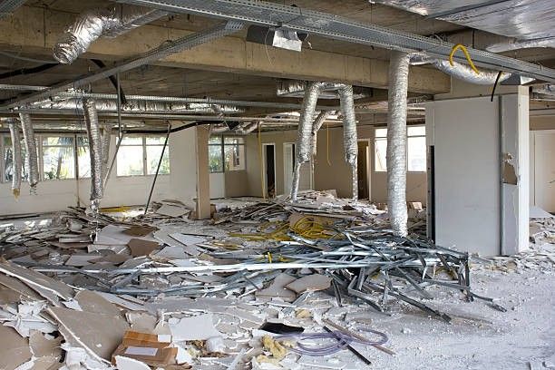 Hacking | Dismantle | Disposal | Plastering | Touch up plaster | Painting | Wallpaper remove | Epoxy | Varnish62853070578305111