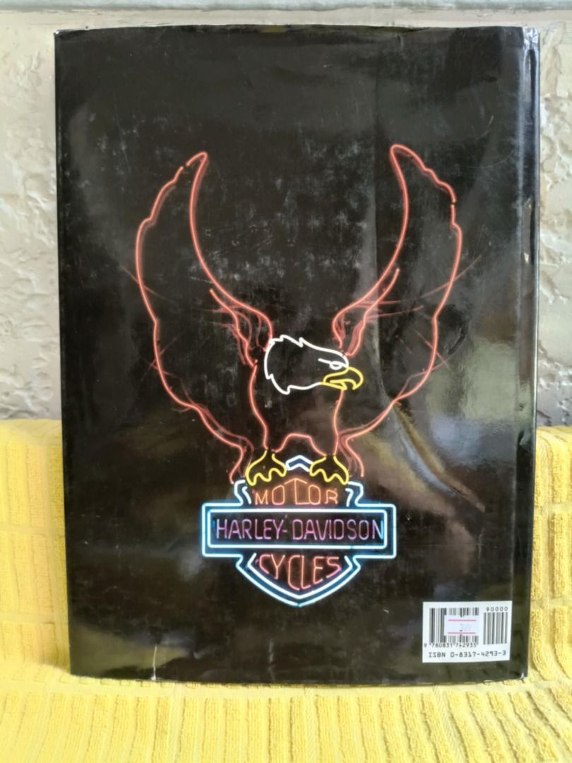 Harley-Davidson by Tony Middlehurst (pre loved / hardbound), Hobbies ...