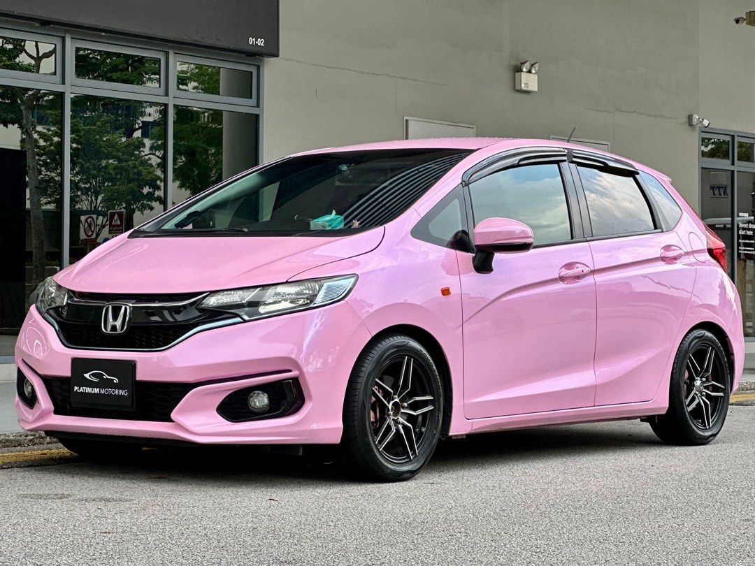 Honda Fit Hybrid 1.5 [2017 FL] (A) (Category: Used Cars) located in Singapore. Submitted by whatthejl (Listing ID 1375645831, Image 1). Description: Factory fitted interior. carbon fiber steering, TPMS, Headunit with apple carplay and android auto. Digital speedometer with headsup display. Brand new ABS Pump unit/Battery/Tires Contact Consignment Agent Griffin from Platinum Motoring @ 87104010 or Owner @ 91859226.