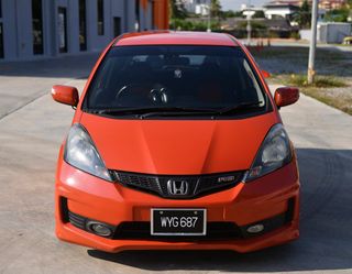 (Category: ) located in . Submitted by aliff__aiman (Listing ID 1375582427, Image 1). Description: .