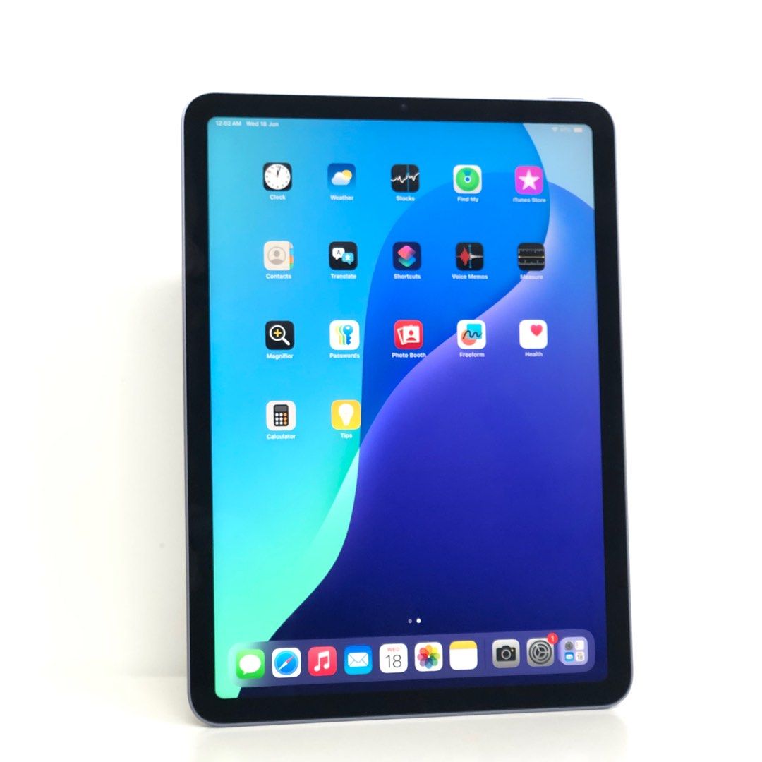 iPad Air 5 10.9" WiFi (2022) 64GB Purple (Category: iPad) located in Singapore. Submitted by mobilerelation.com.sg (Listing ID 1375529045, Image 2). Description: .