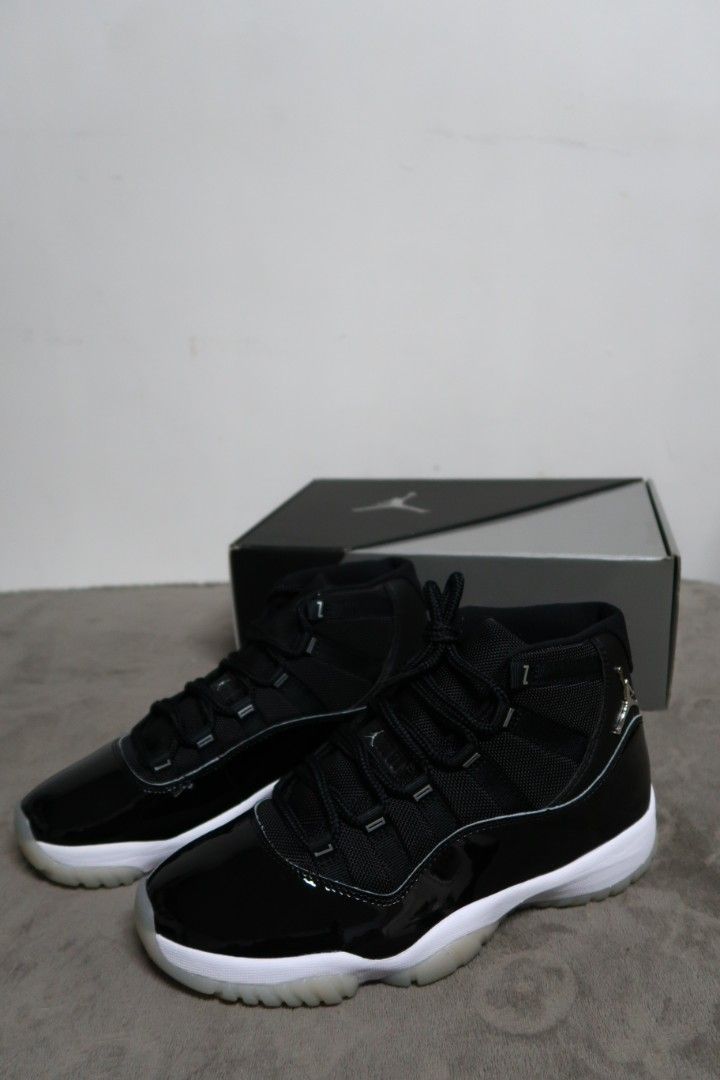 JORDAN 11 'JUBILEE 25TH ANNIVERSARY' (Category: Sneakers) located in Paranaque City. Submitted by sircraig (Listing ID 1375538519, Image 2). Description: VNDS. 2020 RELEASE. SIZE US 9 M. 100% ORIGINAL & AUTHENTIC. WITH ORIGINAL BOX..