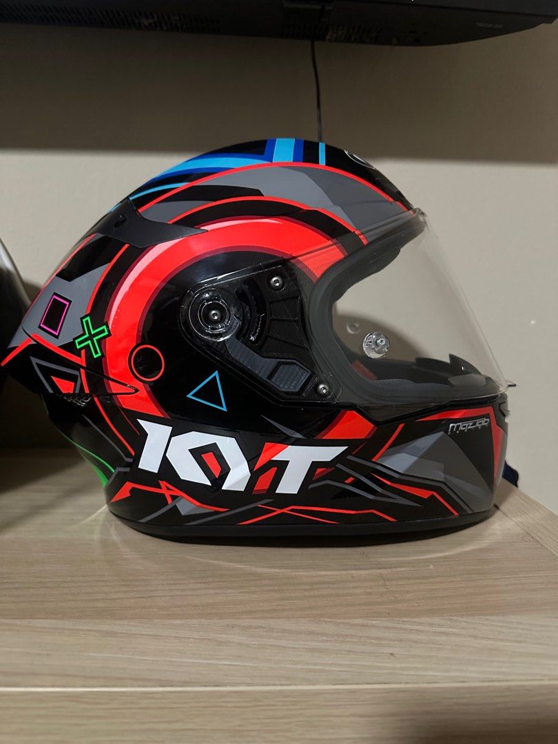 KYT TT course rathapark helmet (Category: Motorcycle Apparel) located in Singapore. Submitted by mikamus (Listing ID 1375580689, Image 2). Description: Bought it but never use before. It’s been inside helmet bag since day 1 I bought it( 2 months ago) My loss your gain. Will give you KYT helmet bag also. Helmet size L. Still got new helmet smell!! Bought it at 195sgd Selling at 130sgd .
