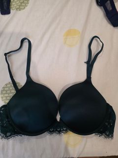 (Category: ) located in . Submitted by wing111110 (Listing ID 1375633006, Image 1). Description: .