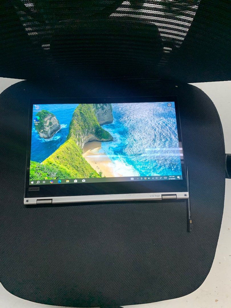 Lenovo yoga L13 gen 2 16gb i5 11 gen 2 in one laptop touchscreen stylus (Category: Laptops & Notebooks) located in Singapore. Submitted by kel8272 (Listing ID 1375586839, Image 3). Description: L13 Lenovo yoga gen 2 touchscreen 2 In one laptop comes with stylus, charger I5 11 gen 16gb ram 256gb ssd All working fine Wts $220.