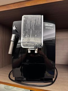 (Category: ) located in . Submitted by sellingforfun888 (Listing ID 1375568397, Image 1). Description: .