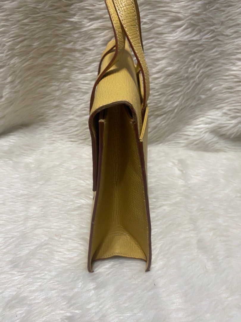 Loewe (Category: Luxury Bags & Wallets) located in Malolos. Submitted by yamaguchionline (Listing ID 1375517186, Image 3). Description: Bought in Japan guaranteed authentic money back if proven fake.very nice in actual please respect my ads..