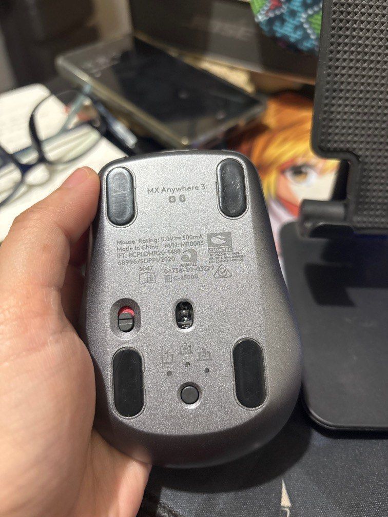 Logitech MX Anywhere 3 (Category: Mouse & Mousepads) located in Hinigaran. Submitted by spebbit (Listing ID 1375521302, Image 3). Description: Defective. I sprayed Electronic Contact cleaner and now it’s dead. It won’t work. Red light keeps on blinking. Complete with box, receipt,and manuals. .