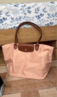 (Kategori: ) berada di . Dikirim oleh preloovedbyloon (ID iklan 1334132165, Gambar 1). Deskripsi: .