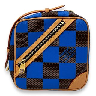(Category: ) located in . Submitted by carousellluxury (Listing ID 1375538172, Image 1). Description: .