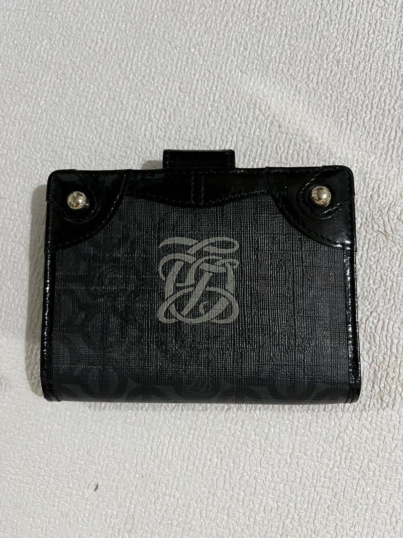 BUNDLE! Louise Quatorze small wallets (Category: Luxury Bags & Wallets) located in Cabuyao City. Submitted by yhaniesgph (Listing ID 1375628460, Image 2). Description: Fixed price. Black color - In excellent condition Orange color - with minimal sign of use, still in good condition Payment first Buyer to shoulder SF Cabuyao Laguna loc.