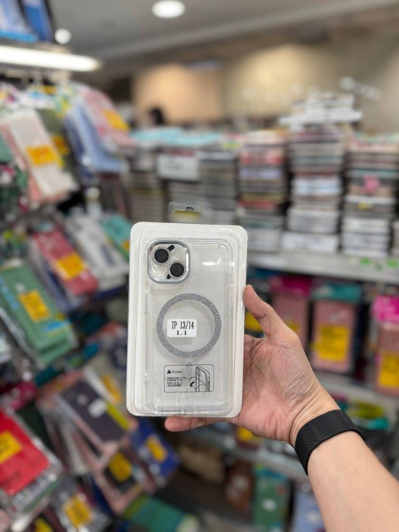 MagSafe Case for iPhone 13 & iPhone 14 (Category: Cases & Sleeves) located in Mandaluyong City. Submitted by justonlyreyn (Listing ID 1375488304, Image 2). Description: ⚠️ Strictly no photo grabbing❗️ ✅ Actual pictures are all posted ✨ Price: P499.00 Brand: No Brand Model & Compatibility: iPhone 13 & iPhone 14 Details: MagSafe Case for iPhone 13 and iPhone 14 only. 💵 Payment Options: ☑️Cash, GCash, Maya and bank transfer via InstaPay QR Code onl