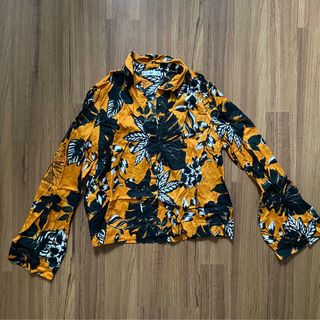 (Category: ) located in . Submitted by stolenwardrobe (Listing ID 1375540353, Image 1). Description: .