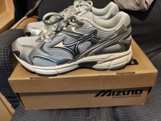 （分類：）位於 。 由 kkwong1997 提交（商品編號 1375604957，圖片 1）。簡介： 。