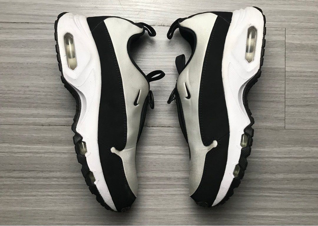 Nike Air Max Sunder x Comme des Garcons Homme Plus (Category: Sneakers) located in Cabanatuan. Submitted by cabsygoods (Listing ID 1375613937, Image 2). Description: Nike Air Max Sunder x Comme des Garcons Homme Plus Size 7us 25cm Very good condition No issue Color rate 9/10 Wearable Dm to purchase! 📩.
