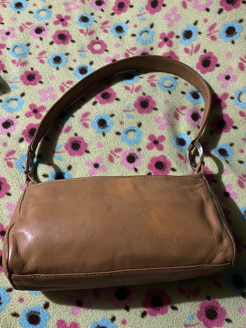 Perlina Small Kili bag (Category: Shoulder Bags) located in Manila. Submitted by cufflej (Listing ID 1375628236, Image 2). Description: .