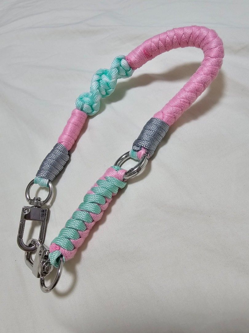 Phone Wrist Strap / Sling •Pink Phone strap • rope strap (Category: Other Accessories) located in Singapore. Submitted by scarlettrouge (Listing ID 1375583371, Image 1). Description: Used once. Kept sealed in an air-conditioned, smoke-free and pet-free room. Includes Smartpac or registered mail delivery, whichever is cheaper..