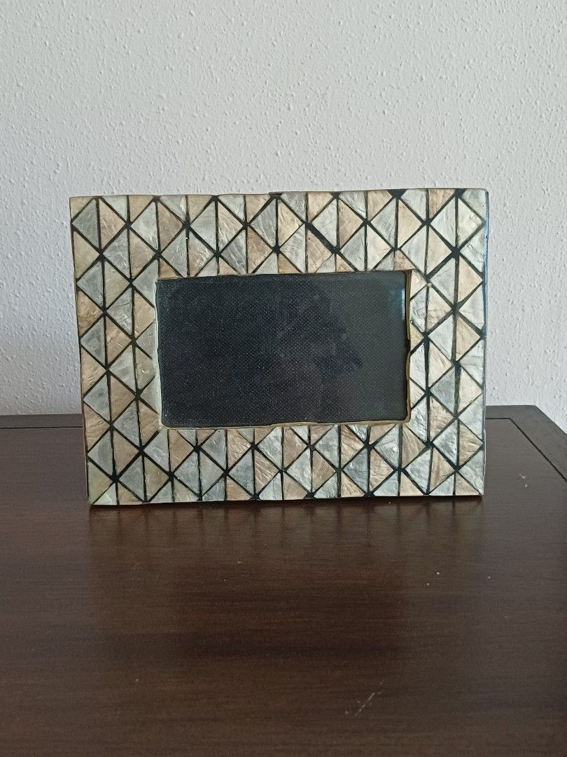 Photo frame