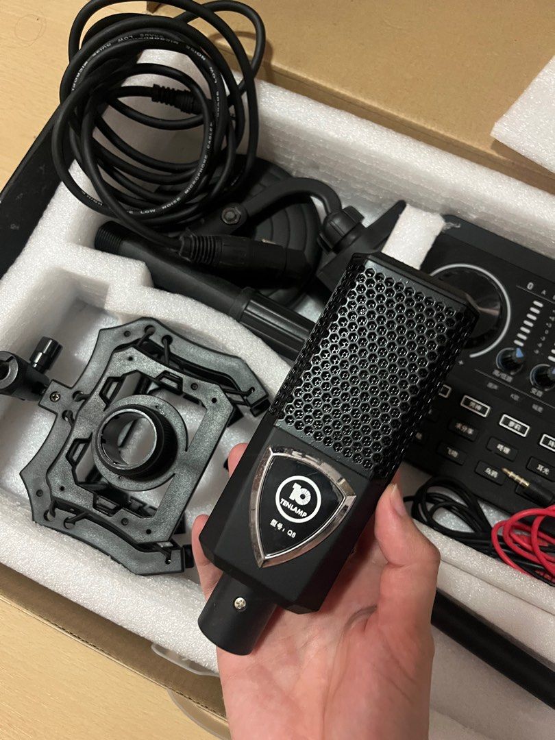 TENLAMP soundcard with microphone and stand for livestreaming and podcast63222275331970111
