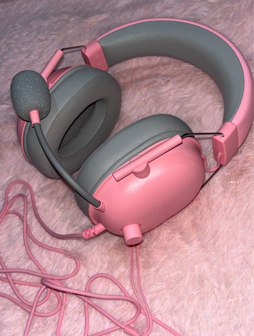 Razer Blackshark V2 X Quartz Wired Headset (Category: Headphones & Headsets) located in Quezon City. Submitted by velleshop (Listing ID 1375546246, Image 2). Description: Wired Headset with Microphone for gaming. comes with original packaging and tag.