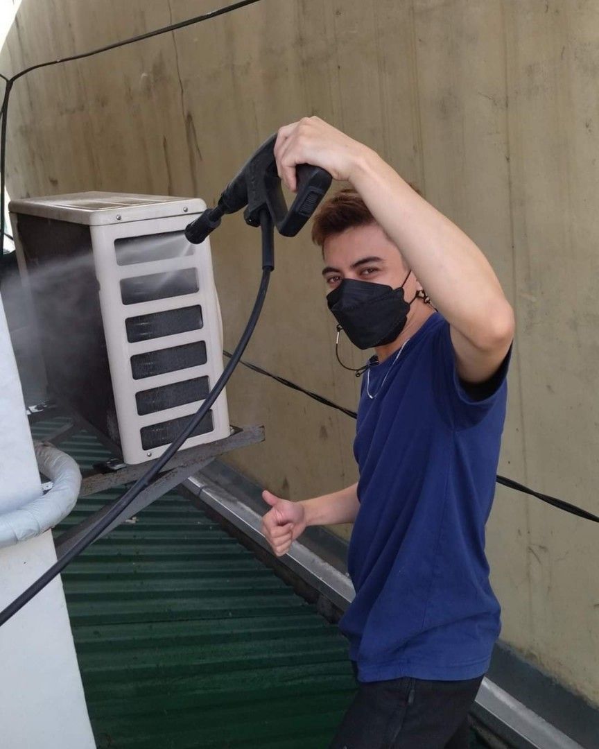 REF AND AIRCON TECHNICIAN SERVICE (Category: Air Conditioning and Heating) located in Mandaluyong City. Submitted by airconservice_carlo (Listing ID 1375638874, Image 1). Description: Aircon problems? Leaking? Not enough cool? Avail our PROMO now! We offer all kinds of AIRCON and REFRIGERATOR services Message us 📩.