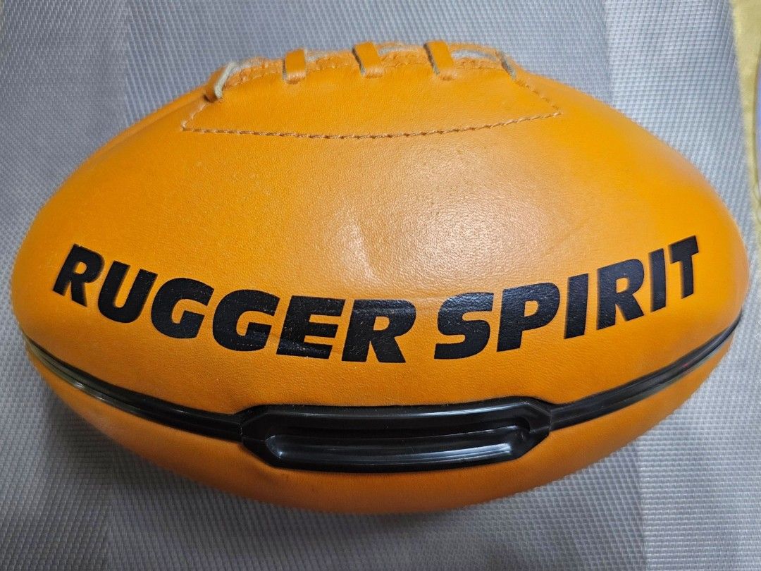 Sailor Pen Rugby Stationery Set (Category: Stationery & School Supplies) located in Mandaluyong City. Submitted by selleyo (Listing ID 1375483188, Image 2). Description: Rare Collection of Sailor Pen Stationery Set Made for the Rugger Spirit Rugby Sports... Grab now while its Available for Only 500.00....
