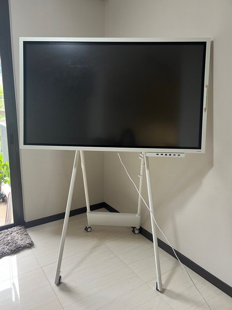 *can nego* Samsung 55" Interactive Display Flip 2 WM55R (Category: Office & Business Technology) located in Singapore. Submitted by s.angie (Listing ID 1375542865, Image 1). Description: Bought the whole system close to 6k, letting go as didnt use it anymore. Touch screen, built in speaker, screen sharing and connectivity options, have stand, pens etc. Can do multi writing, flexible erasing. .