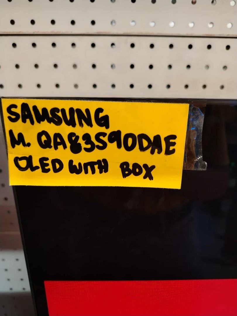 Samsung OLED 83 Inches Smart TV ( M.QA83S90DAE ) (Category: TV) located in Muntinlupa City. Submitted by affordable_surplus.1 (Listing ID 1375515502, Image 2). Description: Samsung OLED 83 Inches Smart TV ( M.QA83S90DAW ) Price: 145,000 Contact: Reine-09611741423.
