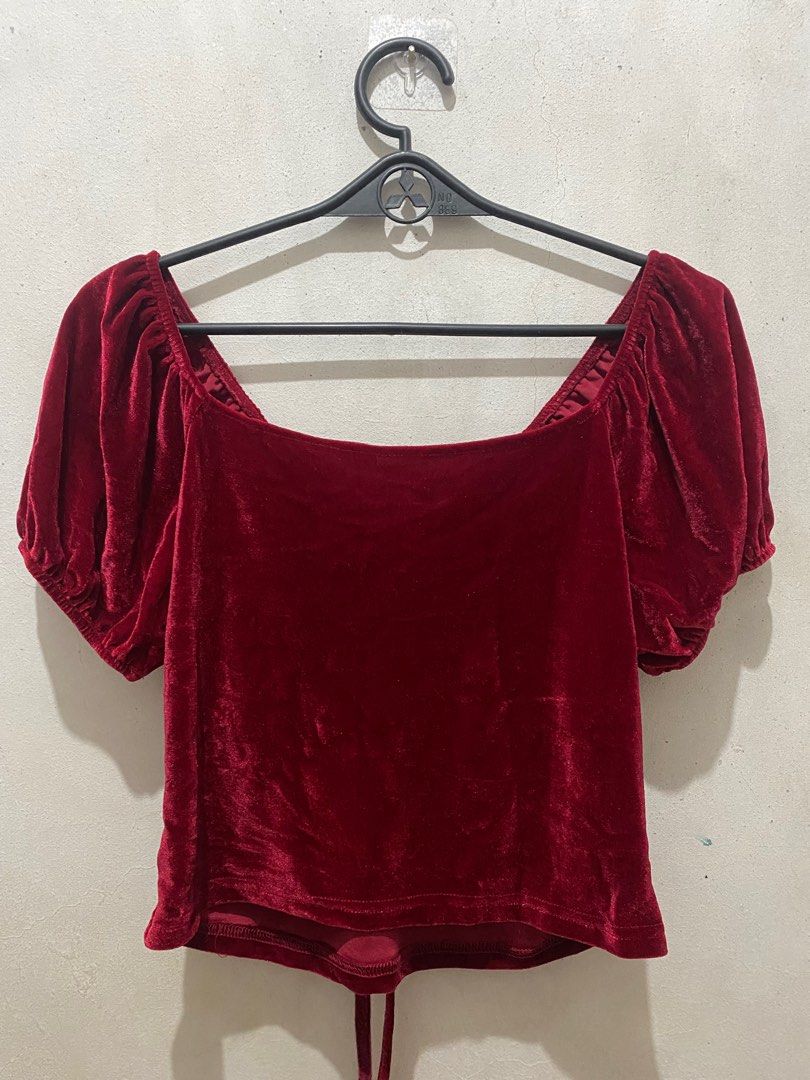 Sexy Red Off-shoulder Top Glittery (Category: Blouses) located in Taguig. Submitted by won_eeee (Listing ID 1375641585, Image 2). Description: hello! i’m selling my preloved clothes (some are not used) for an affordable price. although most items are flawless, please still manage your expectations, thank you! kindly message if interested🩷 RFS: DECLUTTERING.