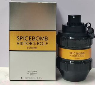 (Category: ) located in . Submitted by universeofperfumessg (Listing ID 1375520477, Image 1). Description: .