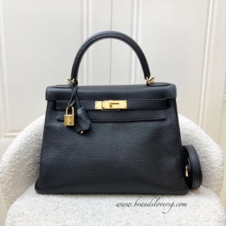 (Category: ) located in . Submitted by brands_lover (Listing ID 1375650014, Image 1). Description: .