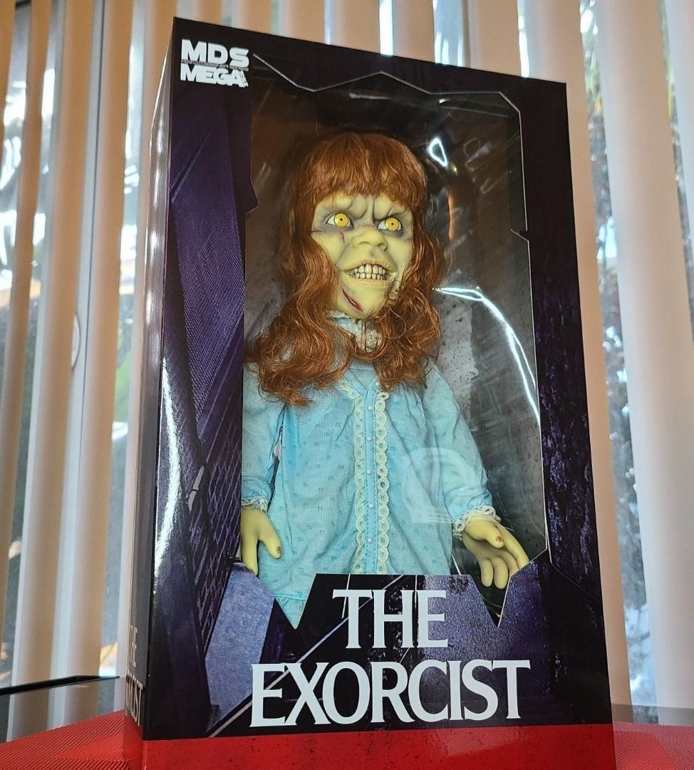 Figurine Articulée Regan De L'Exorciste Par Mezco - Échelle MDS Mega 15 Pouces Avec Sons Et Voix, Neuve