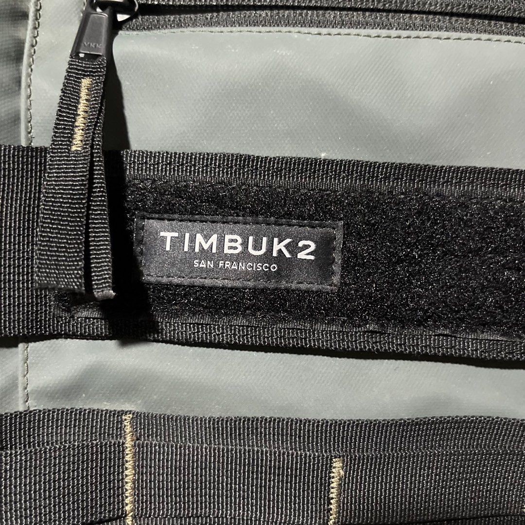 Timbuk2 Spire Backpack 30L (Category: Backpacks) located in Quezon City. Submitted by sammysantos (Listing ID 1375465876, Image 3). Description: Timbuk2 Spire Backpack Ver. 1 - around 30L capacity - elevated laptop compartment dimensions: 11.4 x 15” / 29 x 38 cm - water resistant - no issues but a little dusty from storage. - note: i also have a navy blue version. PM if you wanna see it..