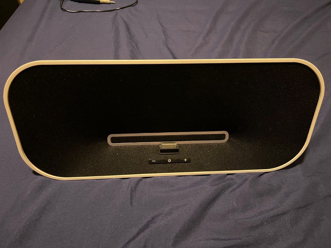 Vintage I sound base speaker Bluetooth dangle not included (Category: Soundbars, Speakers & Amplifiers) located in Makati City. Submitted by affordableeleganceemporium (Listing ID 1375645829, Image 3). Description: Description: Discover a rare gem for collectors and audiophiles – the Vintage iSound Base Speaker, brand new and sealed in its original packaging! This unopened set includes all accessories: Bluetooth dongle, aux cable, power adapter, 
