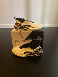 (Category: ) located in . Submitted by sneakergodddd (Listing ID 1375483849, Image 1). Description: .