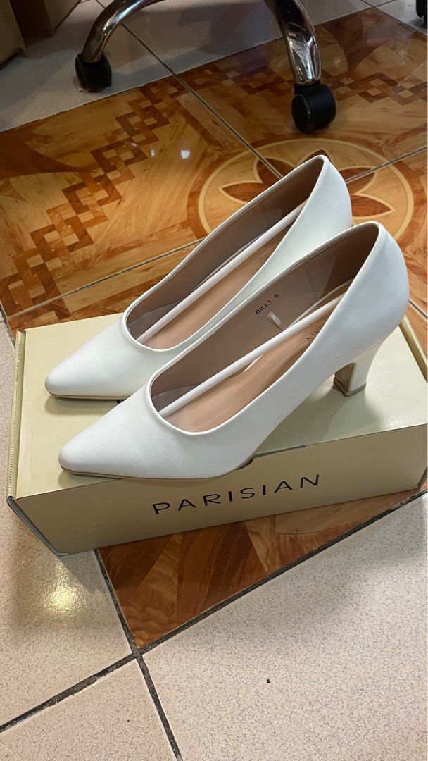 White Pointed Shoes (37) (Category: Heels) located in Binan City. Submitted by katrixb (Listing ID 1375577075, Image 2). Description: Used once during my oath taking (3hrs lang) Best fits size 7 kahit indicated is 8.