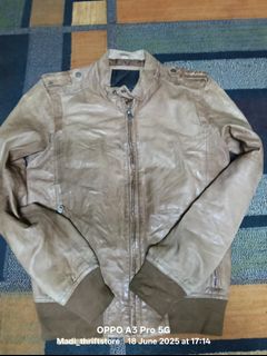 (Category: ) located in . Submitted by md_thriftstore (Listing ID 1375556023, Image 1). Description: .