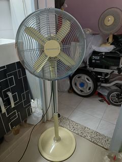 （分類：）位於 。 由 tongchan7765756 提交（商品編號 1375755374，圖片 1）。簡介： 。