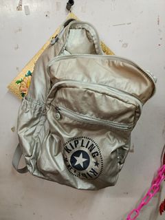 （分類：）位於 。 由 lanahmpang 提交（商品編號 1375749123，圖片 1）。簡介： 。