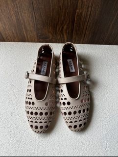 (Kategori: ) berada di . Dikirim oleh feyfar_ (ID iklan 1375831587, Gambar 1). Deskripsi: .