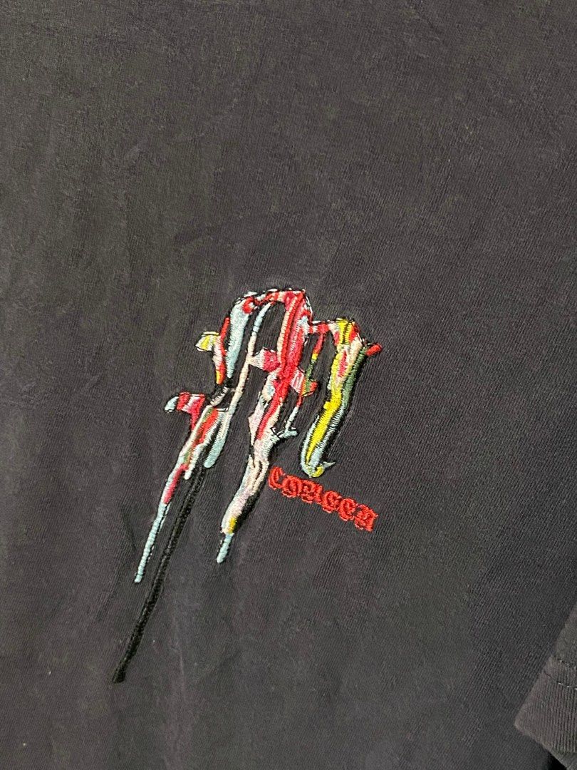 Alexander McQueen shirt (Category: Luxury Apparel) located in Bacolod City. Submitted by PSGTHRIFTIES (Listing ID 1375778818, Image 2). Description: Very good condition Need wash Size S on tag fits M Dimensions:19x26.5 DM📩.