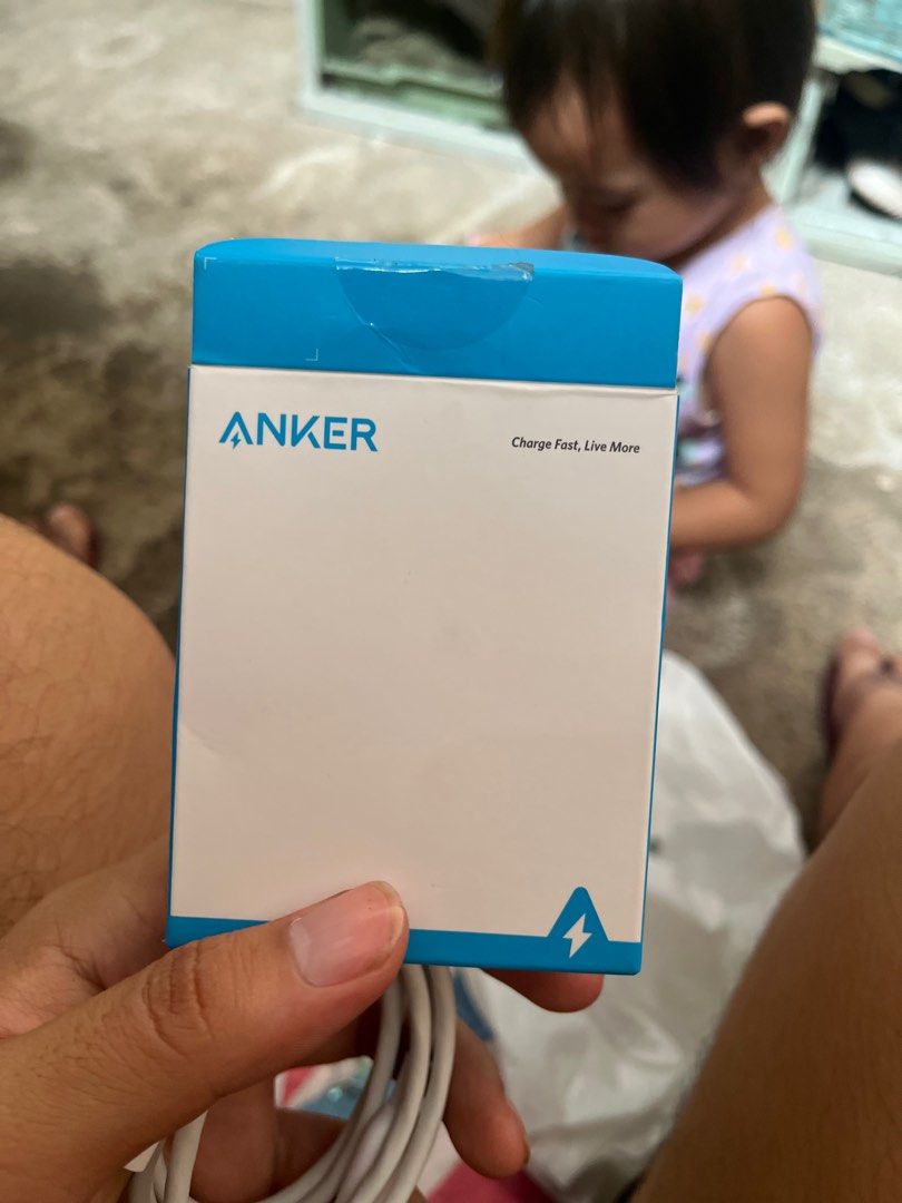 anker charger type c (Category: Chargers & Cables) located in Digos. Submitted by ken18_hawk (Listing ID 1375740297, Image 3). Description: anker charger type c no issue good condition excellent condition dm to purchase .