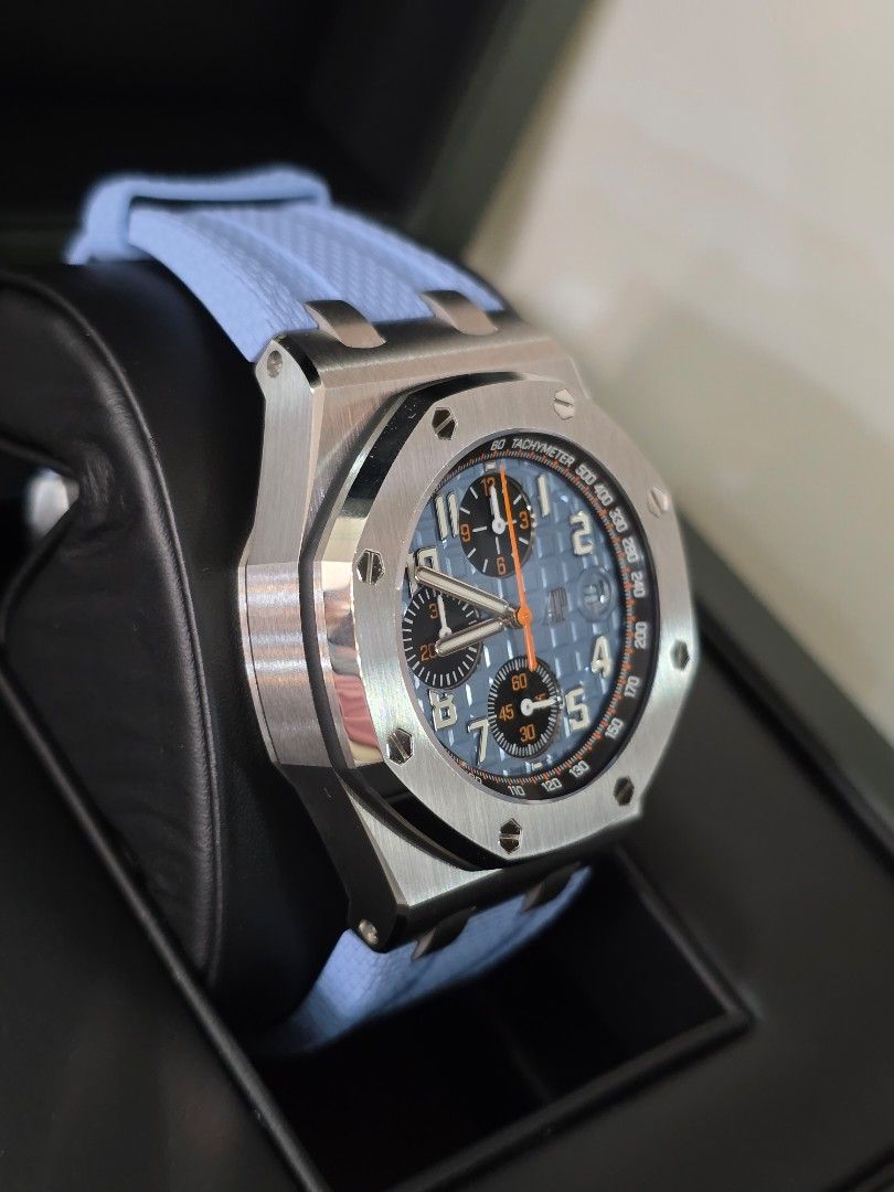 Audemars Piguet Offshore Tiffany Blue (Category: Men's Watches) located in Mandaluyong City. Submitted by shobeywatch (Listing ID 1375768777, Image 2). Description: AP Offshore Chrono Tiffany Blue Ref. 26238st Bnew 2025 Fullset ig: shobeywatch.