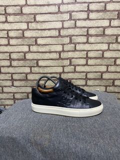 (Kategori: ) berada di . Dikirim oleh ghumabranded_authentic (ID iklan 1375833109, Gambar 1). Deskripsi: .