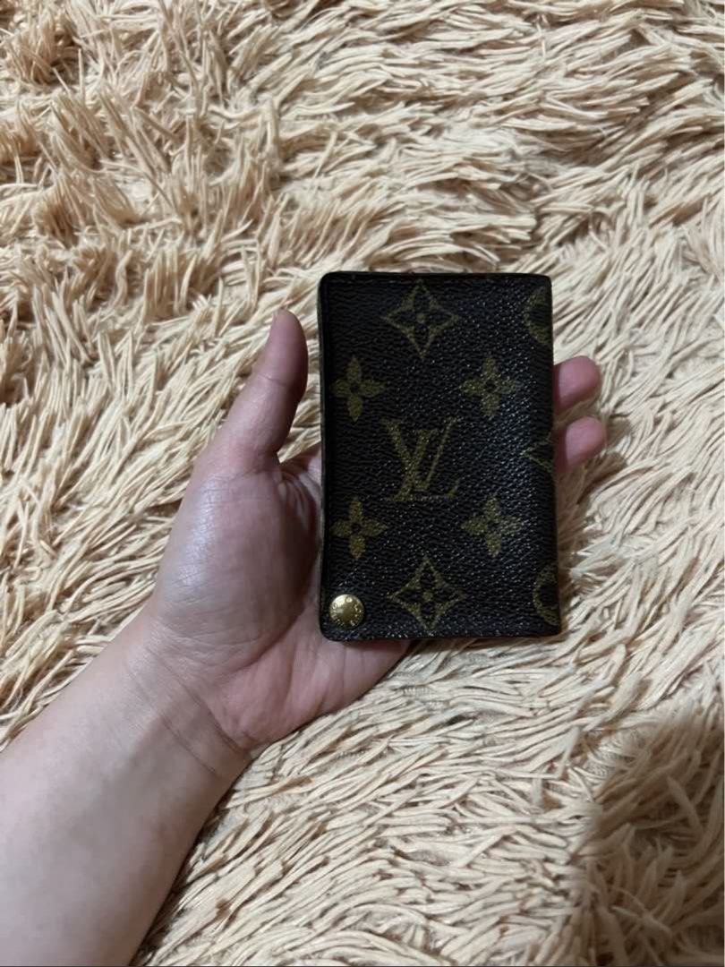 Authentic Vintage Louis Vuitton Monogram Cardholder (Category: Luxury Bags & Wallets) located in Paranaque City. Submitted by authentic_mj (Listing ID 1375832640, Image 1). Description: Authentic Vintage Louis Vuitton Monogram Cardholder Preloved Authentic from Japan No crack No inclusions Issue: replaced plastic inserts.