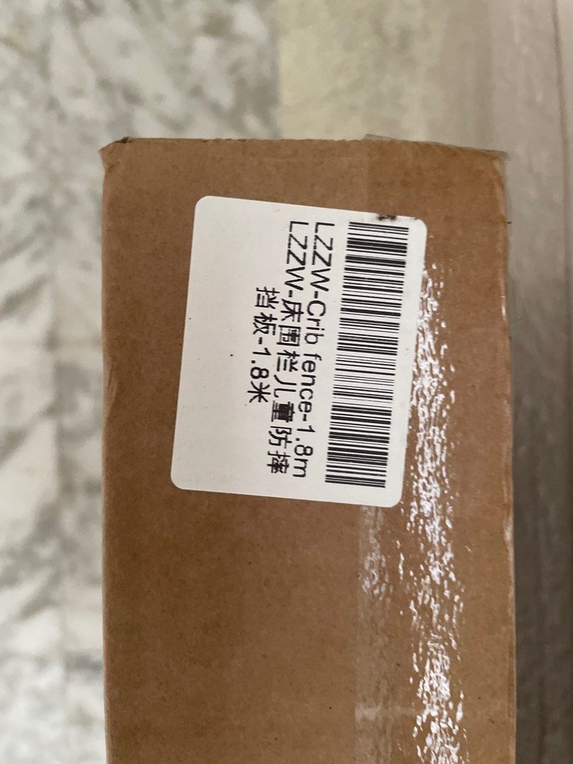 Bed guard for adult or kid 1.8 m (Category: Bed Guards) located in Singapore. Submitted by sa.low.77 (Listing ID 1375700288, Image 3). Description: Bought then not necessary alrdy☹️.