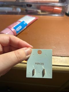 (Category: ) located in . Submitted by emlcarou (Listing ID 1375837417, Image 1). Description: .